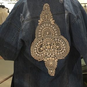 Meet your Posher, Destimona